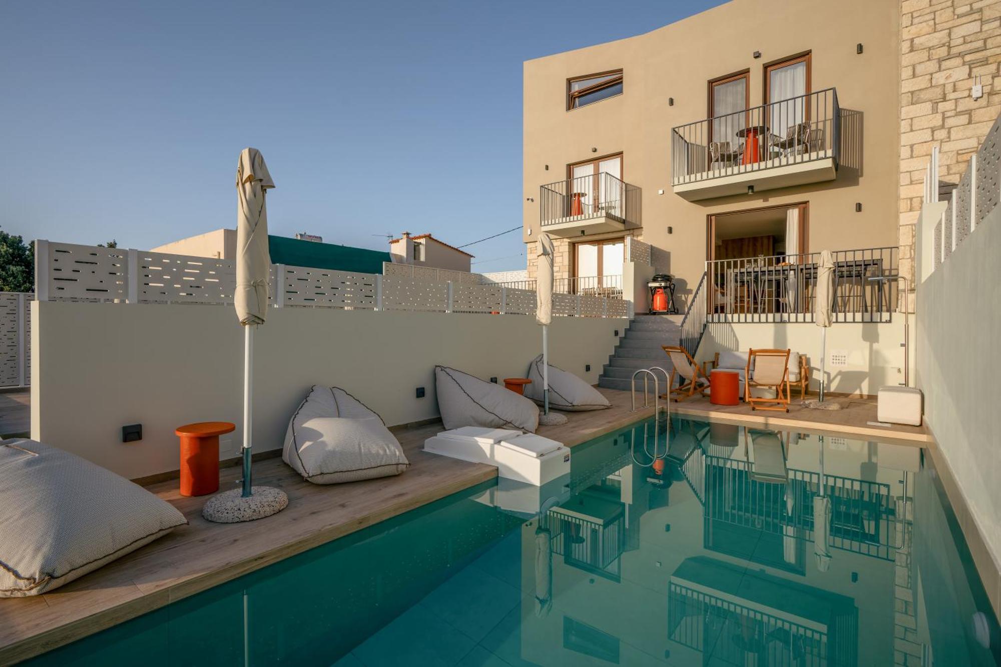 Aesthete Villa *